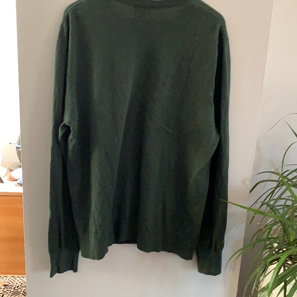 2/$30❤️ Beautiful Forest Green Boyfriend Sweater - Picture 3 of 4